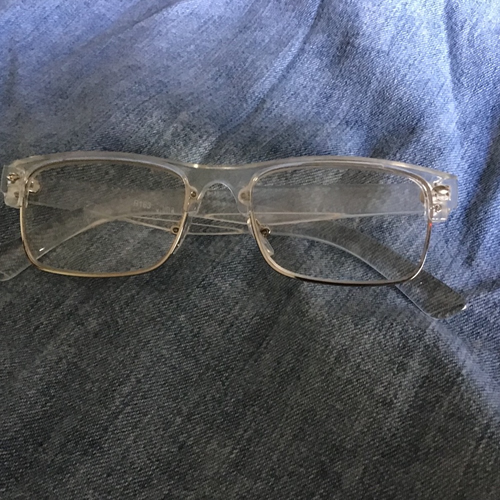 Readers..clear 3.25 new